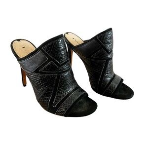 Via Spiga Sandals Snake Print Black Open Toe Slip On Heels Women's Shoes Size 6